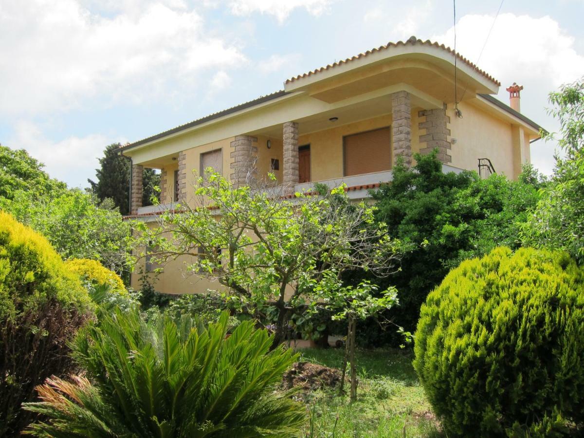 S. Giorgio Villa Tinnura Kültér fotó